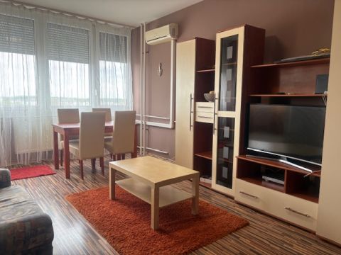 Eladó Lakás 4400 Nyíregyháza , Kossuth utca