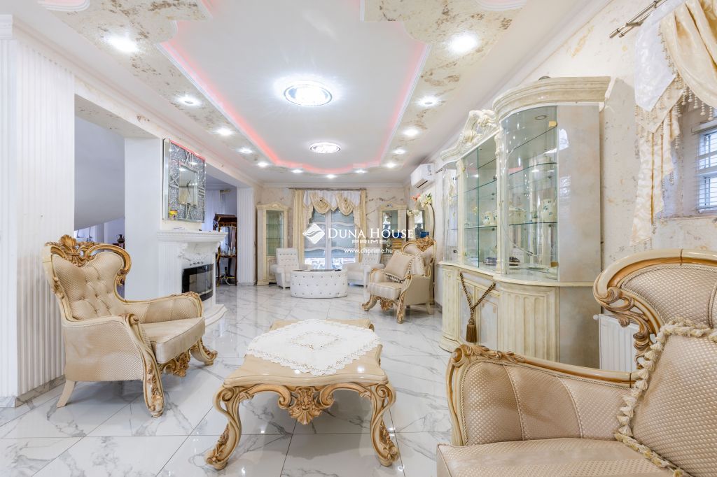 Eladó ház, Budakalász