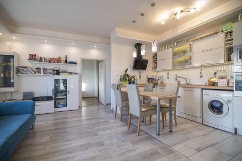 Eladó Lakás 1115 Budapest 11. kerület 