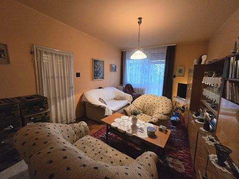 Eladó Lakás 8200 Veszprém 