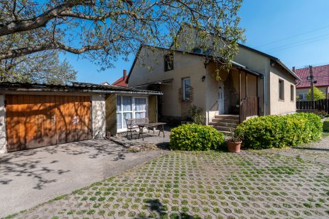 Eladó Ház 8000 Székesfehérvár 