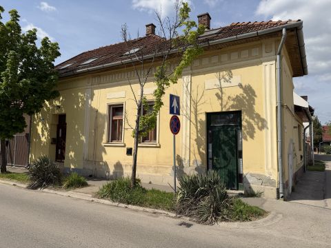 Eladó Ház 5700 Gyula 