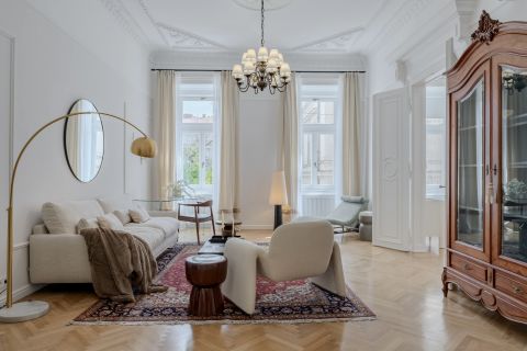 Eladó Lakás 1051 Budapest 5. kerület , Hild téren 3 szobás panorámás  lakás premium házban !!!