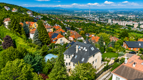 Eladó Lakás 1037 Budapest 3. kerület , Kertkapcsolatos luxuslakás a Mátyáshegyen – garázzsal 