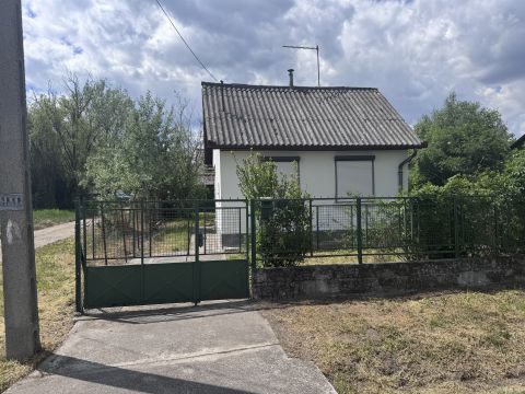 Eladó Ház 2252 Tóalmás 