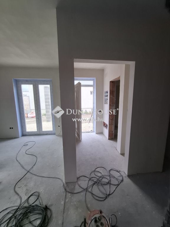 6771 Szeged , Újszeged közvetlen szomszédságában — 1/19