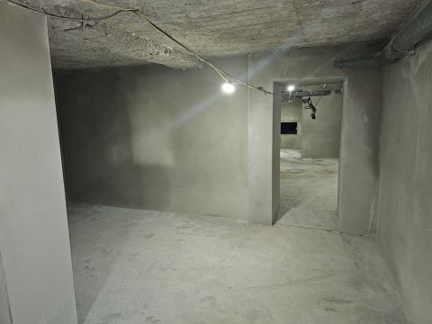 Eladó Tároló/Raktár 1155 Budapest 15. kerület , Kiváló lehetőség a 15. kerületben