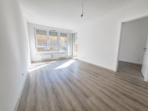 Eladó Lakás 1086 Budapest 8. kerület Azonnal költözhető, senki nem lakta még