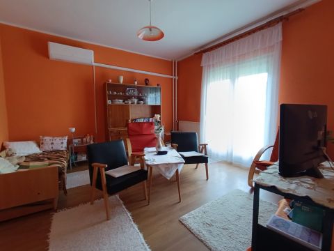 Eladó Lakás 7700 Mohács , Eladó lakás csendes környéken