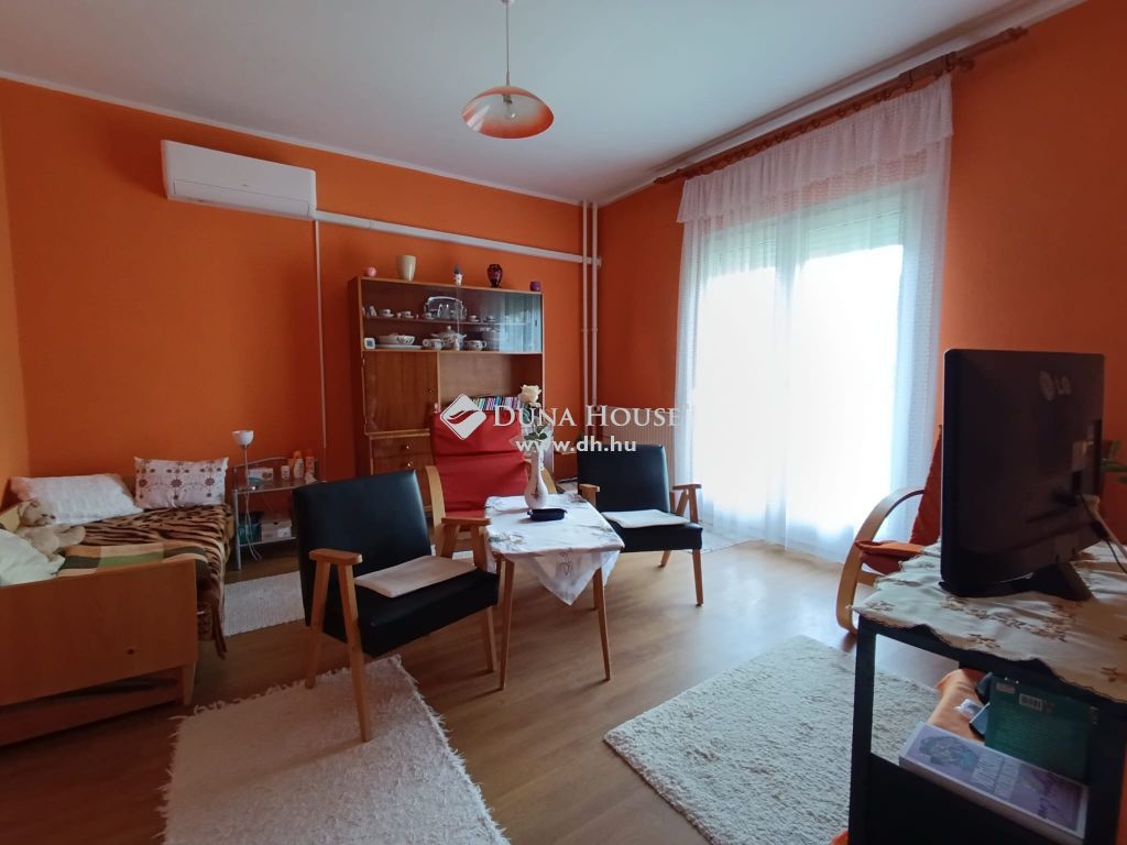 7700 Mohács , Eladó lakás csendes környéken — 1/18