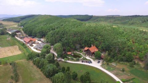 Eladó Ház 2610 Nőtincs , A nőtincsi tó közelében!