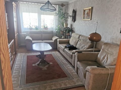 Eladó Lakás 5000 Szolnok , 5000 Szolnok, Csendes