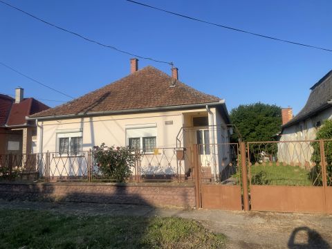 Eladó Ház 6525 Hercegszántó 