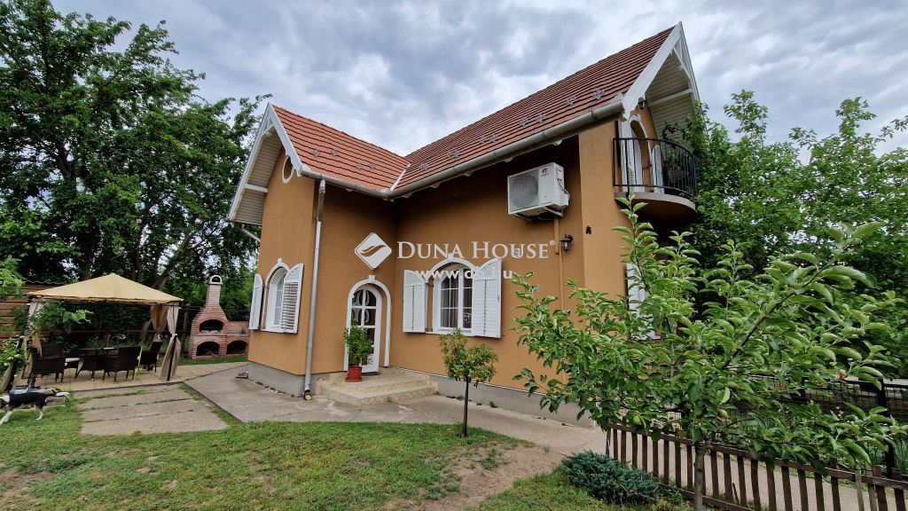 For sale House 2220 Vecsés, 