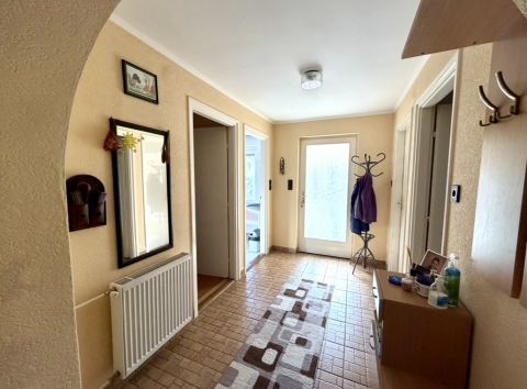 Eladó Ház 8051 Sárkeresztes Sárkeresztes központi részén
