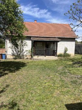 Eladó Ház 5126 Jászfényszaru , 5126 Jászfényszaru, Központhoz közeli