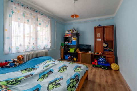 Eladó Ház 2490 Pusztaszabolcs 