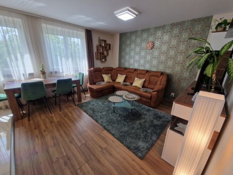 Eladó Lakás 6500 Baja Abszolút belváros, Sugó parttól 200 méterre