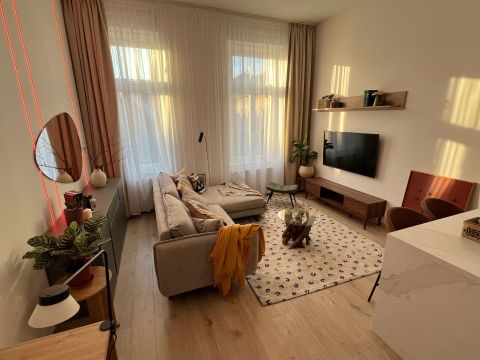 Eladó Lakás 1084 Budapest 8. kerület 