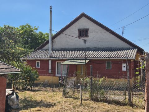 Eladó Ház 2851 Környe 