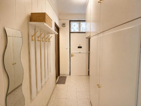 Eladó Lakás 9011 Győr , 9027 Győr, Gyárvaros