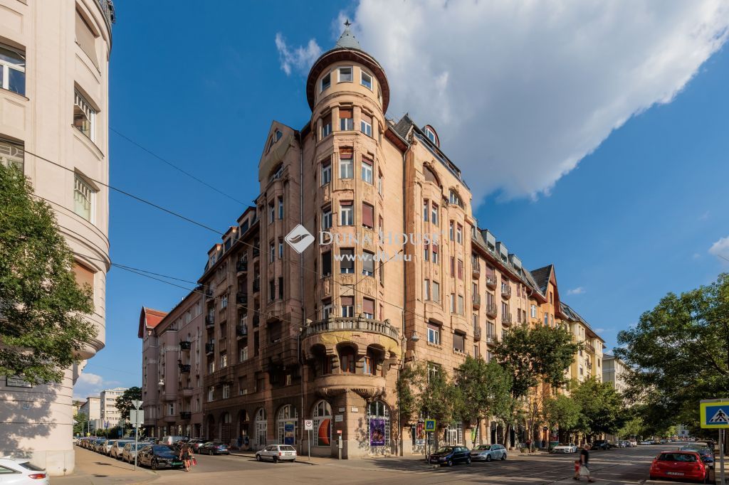 Eladó Lakás Budapest V. kerület, 