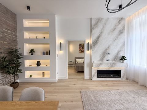 Eladó Lakás 1023 Budapest 2. kerület Mecset utcában-igényesen felújított, elegáns, világos lakás