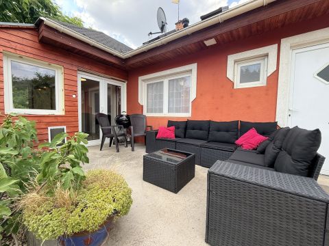 Eladó Ház 6000 Kecskemét , Ballószögön 3.000 m2-es területen nappali+5 szobás ház eladó