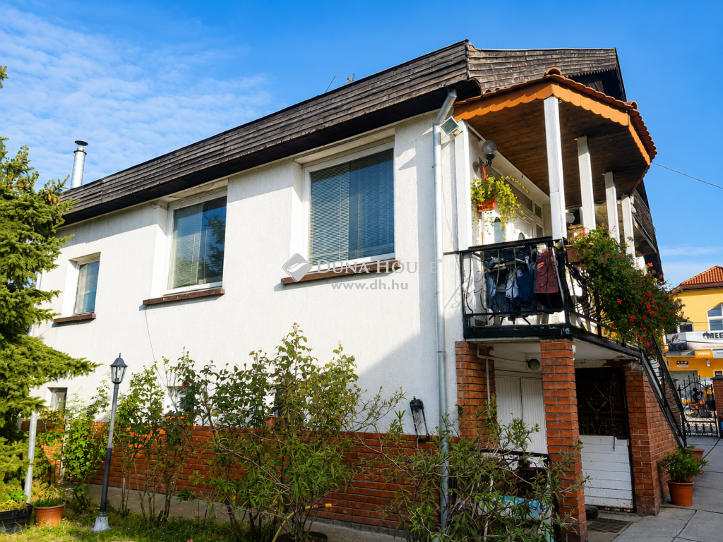 2335 Taksony , Taksony központjában 165 m2-es önálló ház dupla garázzsal — 1/32