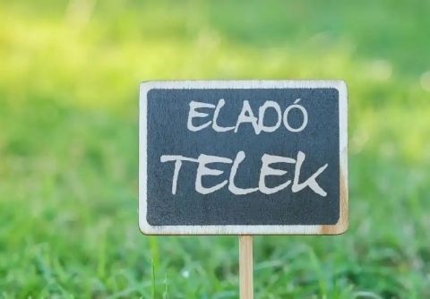 Eladó Ház 4220 Hajdúböszörmény , Bodaszóló zártkerti telek kis házzal, sok lehetőséggel