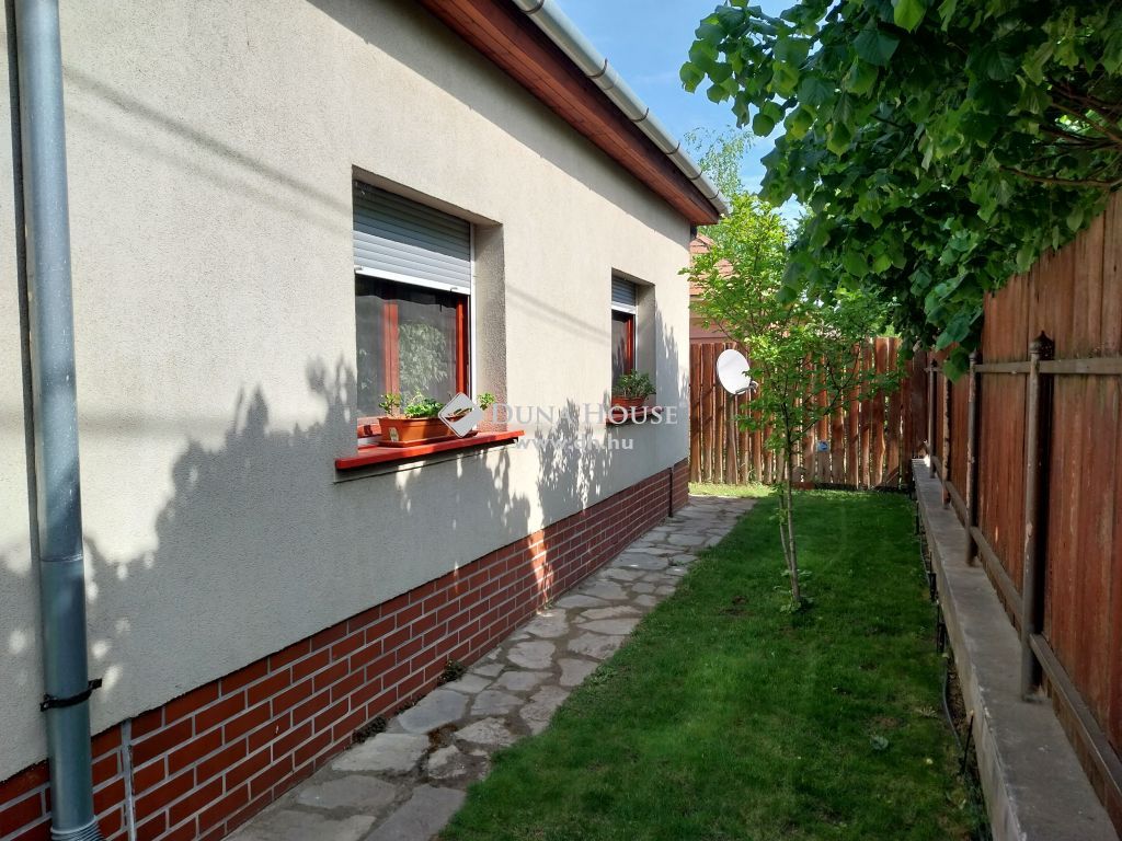 For sale House 2151 Fót, 