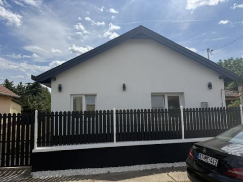 Eladó Ház 2766 Tápiószele 