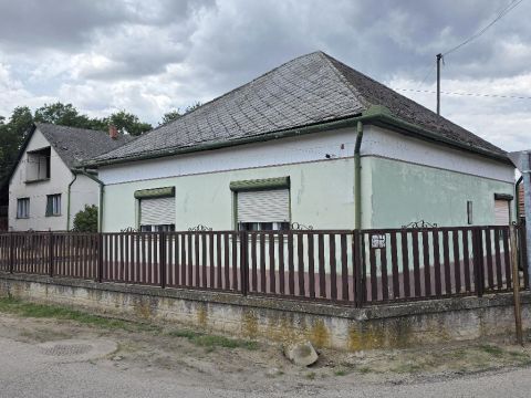 Eladó Ház 5430 Tiszaföldvár 5461 Tiszaföldvár, Csendes