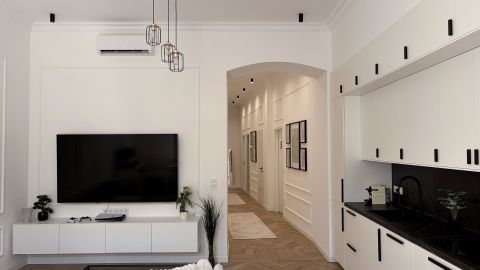 Eladó Lakás 1085 Budapest 8. kerület Kifinomult elegancia nagypolgári épületben 