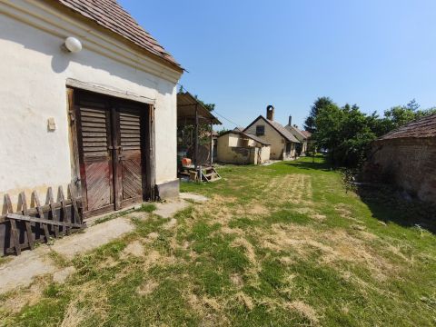 Eladó Ház 8647 Balatonmáriafürdő 