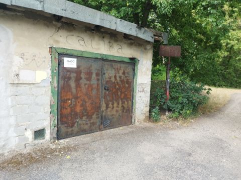Eladó Parkoló 2800 Tatabánya 