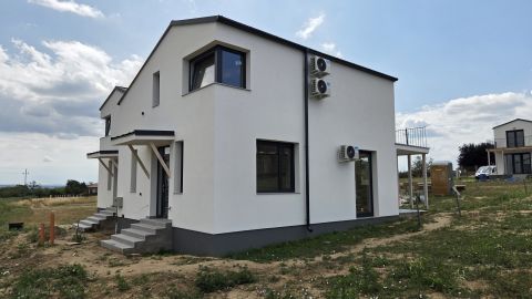 Eladó Ház 2600 Vác , Csősz utca