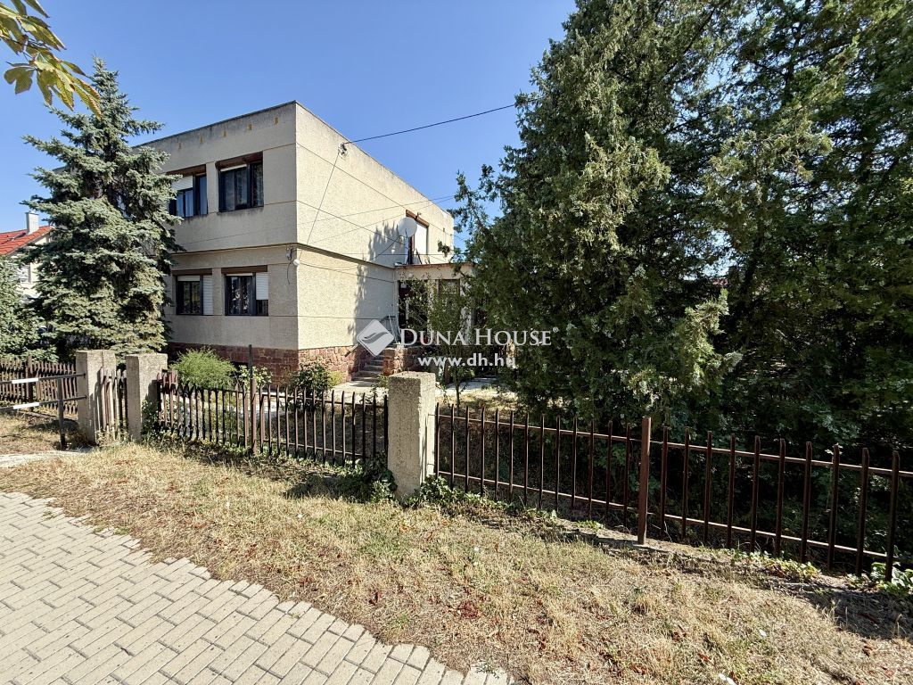 Eladó Ház 2440 Százhalombatta, 