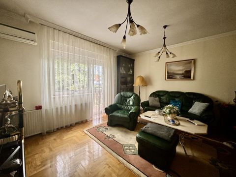 Eladó Ház 1141 Budapest 14. kerület 