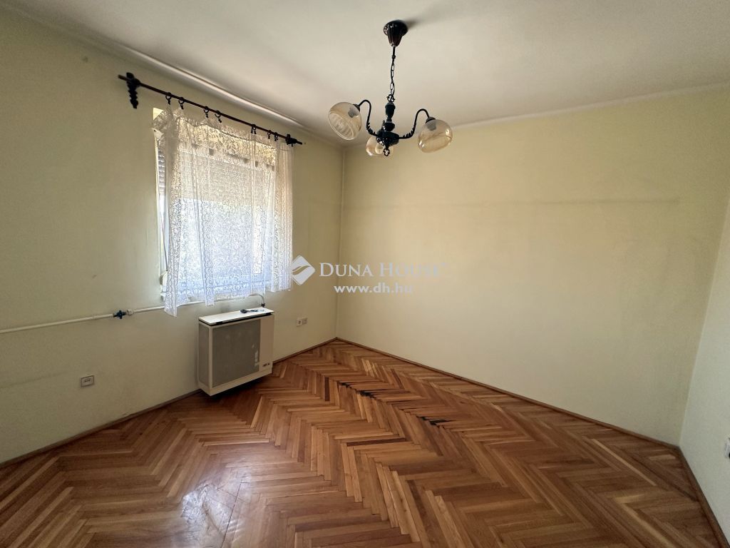 4400 Nyíregyháza — 1/31