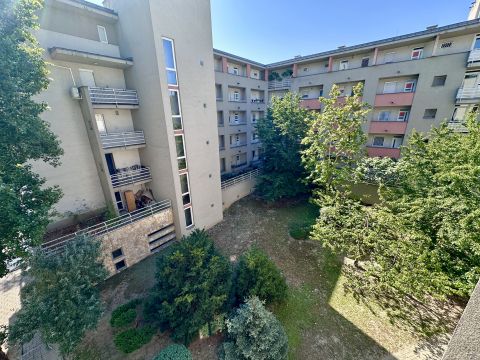 Eladó Lakás 1048 Budapest 4. kerület , 4.kerületben, Jégcsarnok vonzáskörében