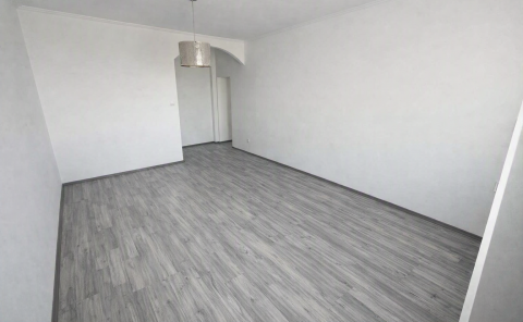 Eladó Lakás 6000 Kecskemét Felújított, 58 m²‑es, erkélyes lakás eladó a Belvároshoz köz