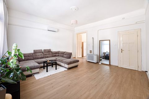 Eladó Lakás 1083 Budapest 8. kerület 