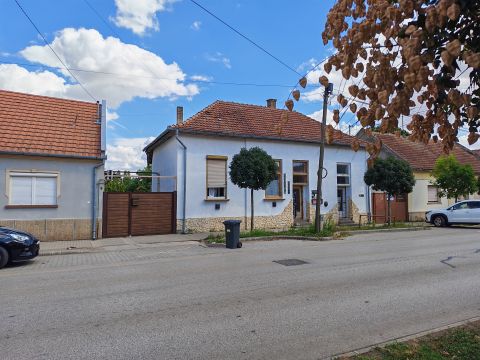 Eladó Ház 5742 Elek 
