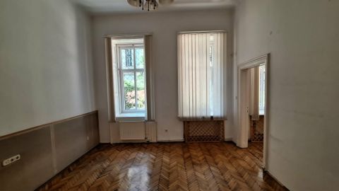 Eladó Lakás 1066 Budapest 6. kerület 