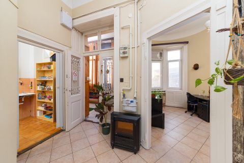 Eladó Lakás 1081 Budapest 8. kerület 