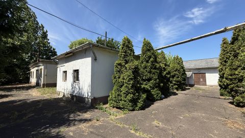 Eladó Ipari 3070 Bátonyterenye , Nagybátony