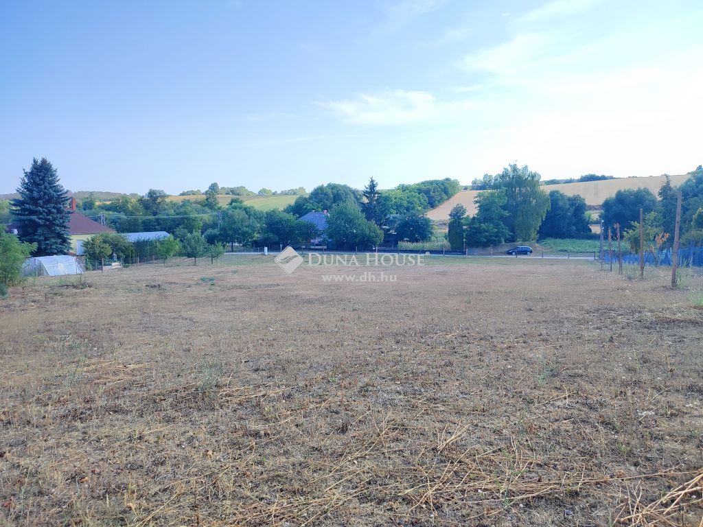 2889 Súr , Panorámás építési telek eladó – 4 604 m² Súr — 1/4