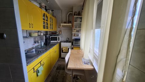 Eladó Lakás 2400 Dunaújváros Béke városban