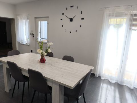 Eladó Ház 2700 Cegléd 